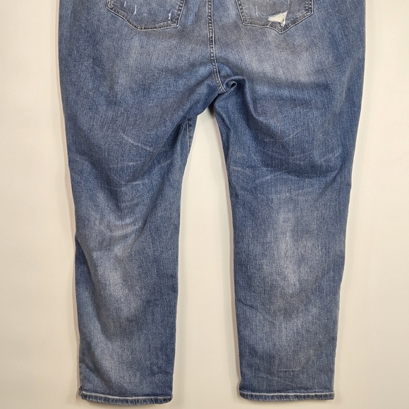 Torrid Boyfriend Straight Mid-rise Jean Distressed Vintage Stretch 24 Plus - Picture 9 of 13